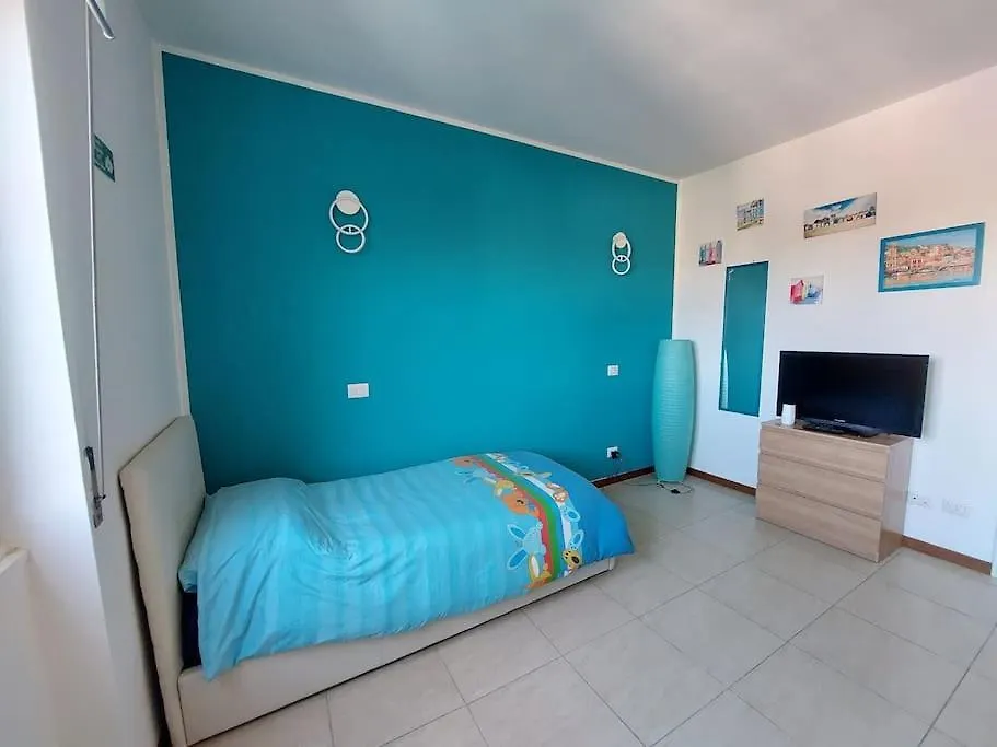Color House - Bellissimo Appartamento Panoramico In Zona Niguarda Milano İtalya