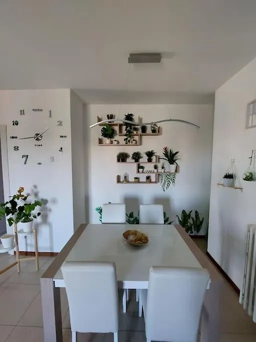 Apartment Color House - Bellissimo Appartamento Panoramico In Zona Niguarda Milan Italy