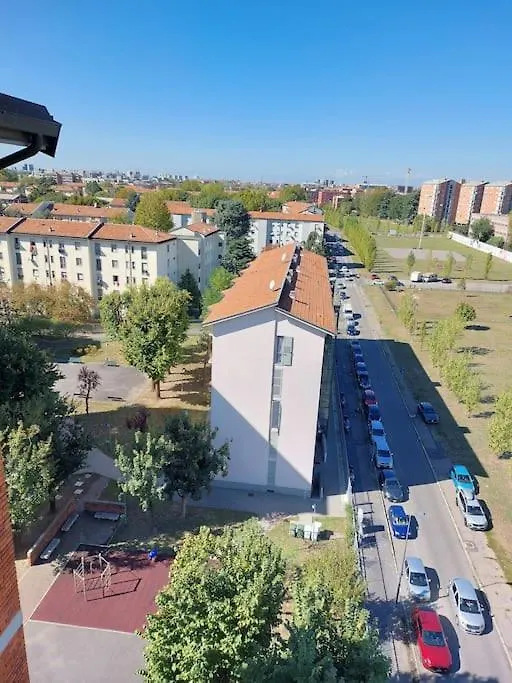 Apartment Color House - Bellissimo Appartamento Panoramico In Zona Niguarda Milan Italy